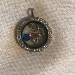 Delta gamma necklace